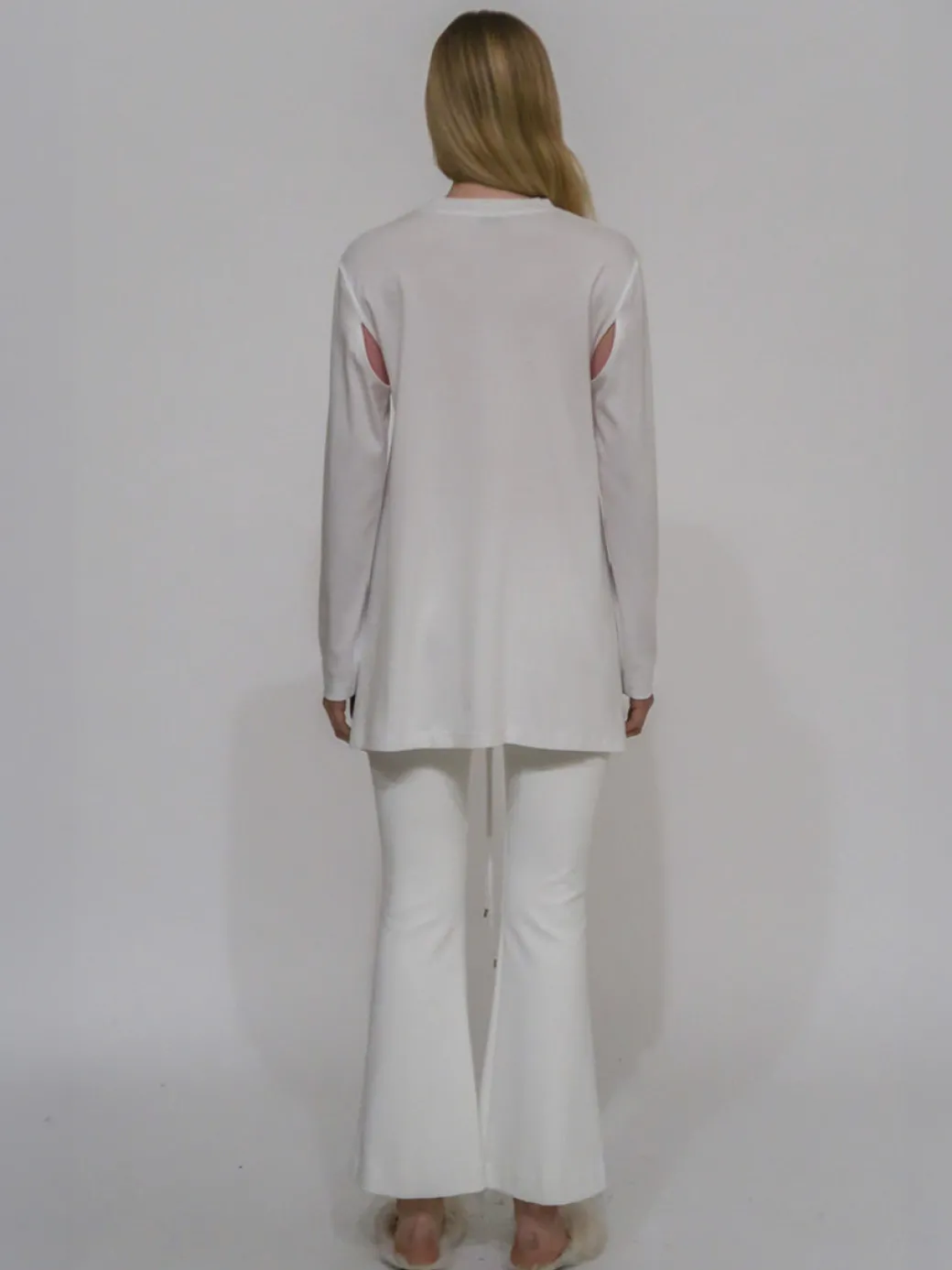 APRON CUTOUT T-SHIRT TOP