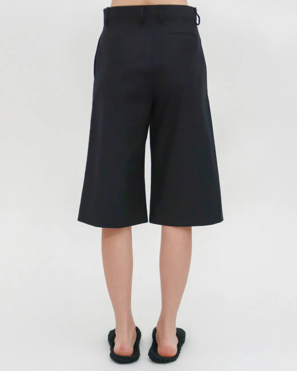 BERMUDA SHORT - STRETCH COTTON SHANTUNG