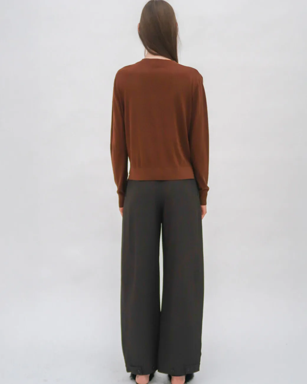 BOXY CREWNECK SWEATER