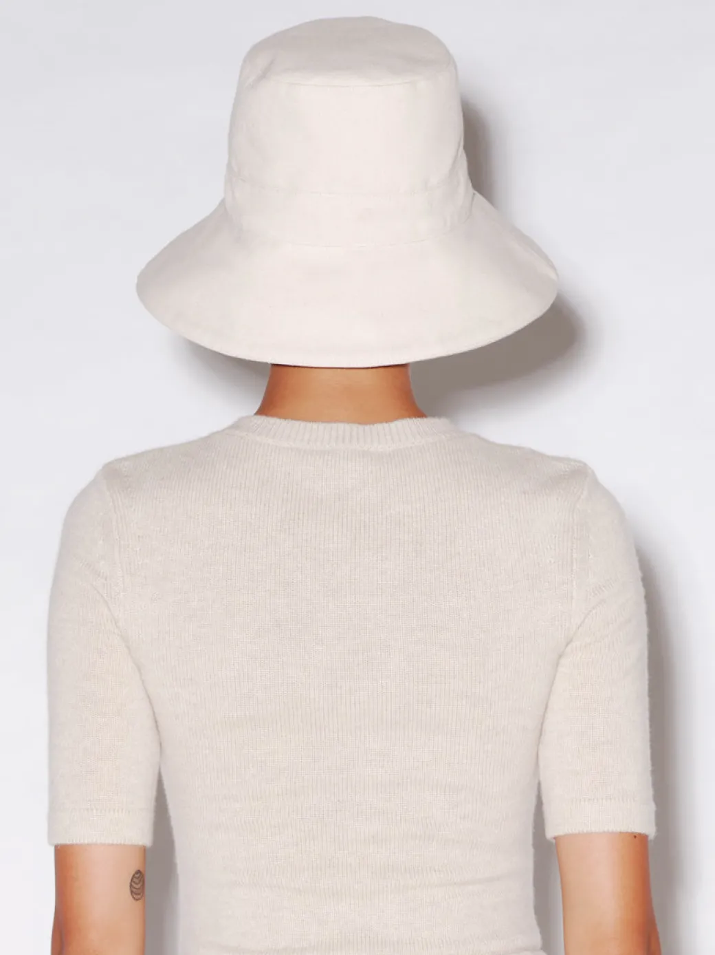 BUCKET HAT - CANVAS