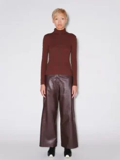 CONTRAST STITCH MOCK NECK T-SHIRT