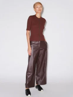 CONTRAST STITCH T-SHIRT