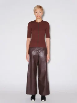 CONTRAST STITCH T-SHIRT