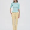 CROPPED SLEEVE T-SHIRT