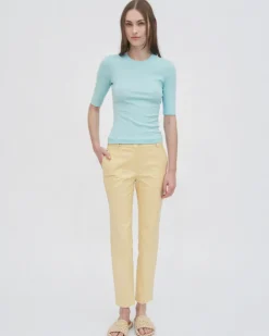 CROPPED SLEEVE T-SHIRT