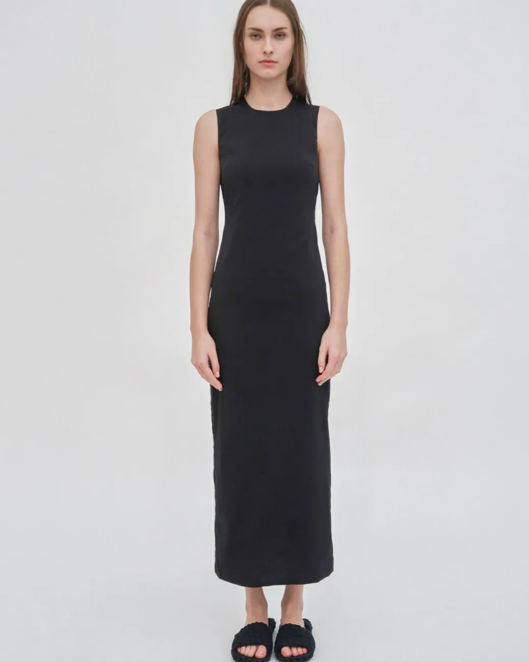 FITTED SHEATH DRESS