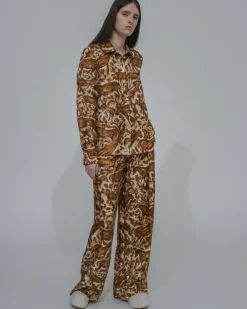 PLEAT FRONT STRAIGHT PANT