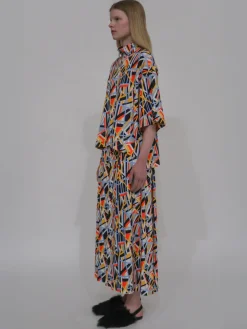 PULL-ON PLEATED MAXI SKIRT - ABSTRACT PAINT LINES