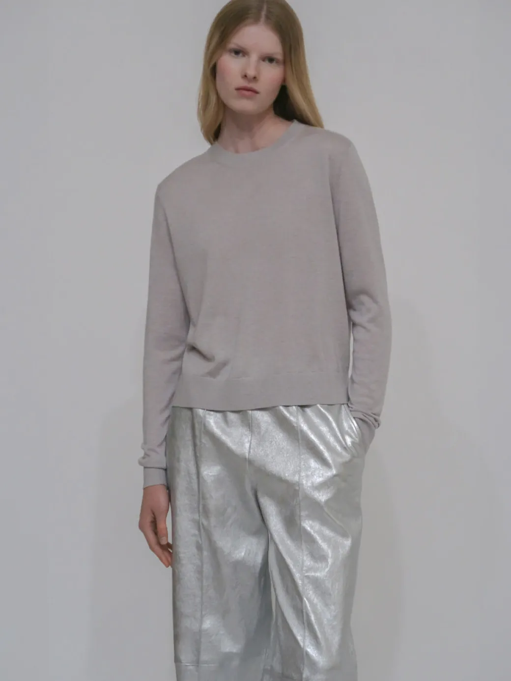 RELAXED CREWNECK SWEATER