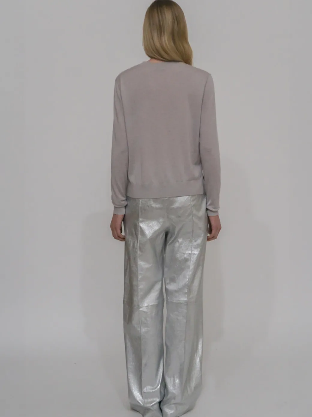 RELAXED CREWNECK SWEATER