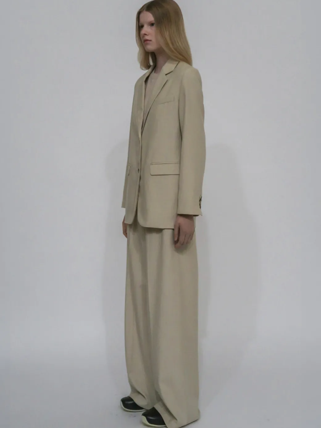 RELAXED PULL ON PANT- CANVAS SUITING