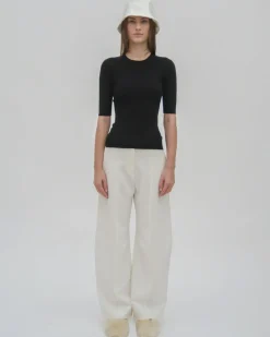 RIBBED CROPPED SLEEVE SWEATER