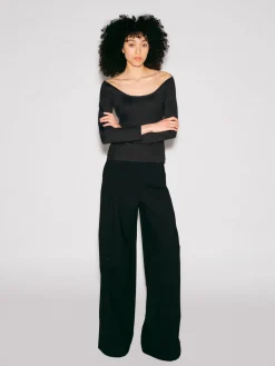 SCOOP NECK OFF THE SHOULDER TOP