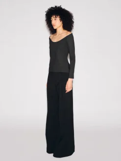 SCOOP NECK OFF THE SHOULDER TOP