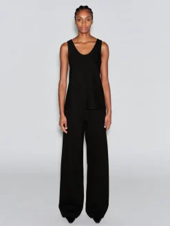 SCOOP NECK TANK - SOLID INTERLOCK