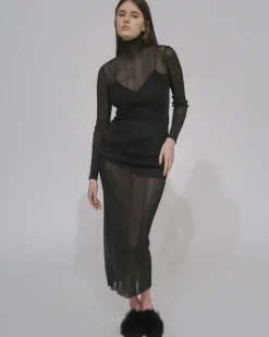 SHEER PLISSE TURTLENECK
