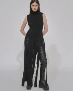 SLASHED HEM TURTLENECK TOP