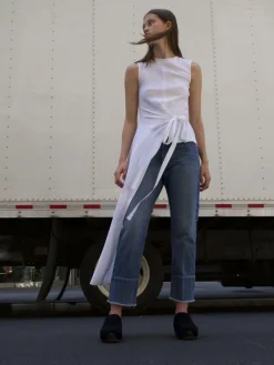 Sleeveless Split Apron T-Shirt