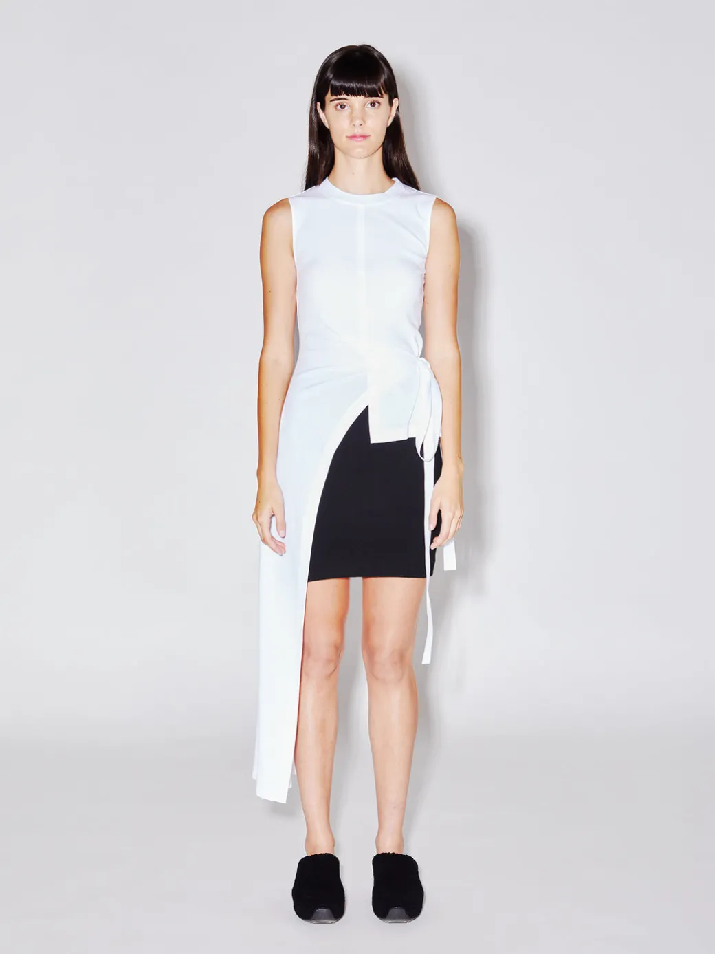 Sleeveless Split Apron T-Shirt