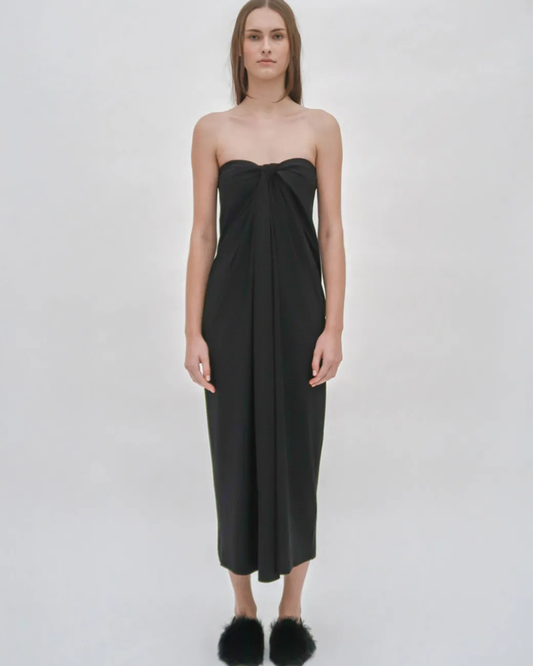 STRAPLESS TWIST FRONT DRESS