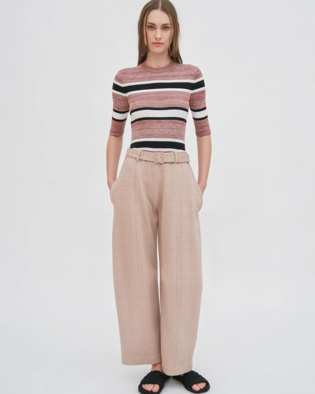 STRIPED CROPPED SLEEVE SWEATER
