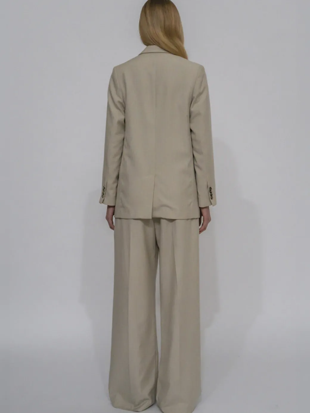TAILORED BLAZER - LIGHTWEIGHT CANVAS SUITING