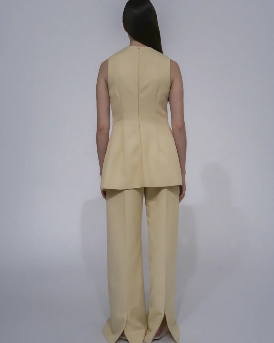 TAILORED CROSS FRONT TOP