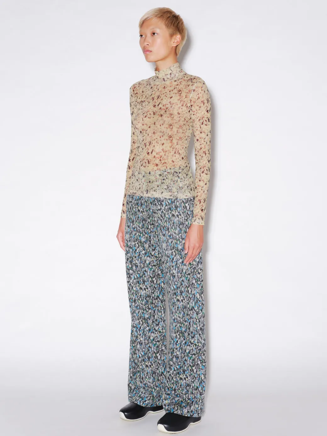 TURTLENECK T-SHIRT - FOAM