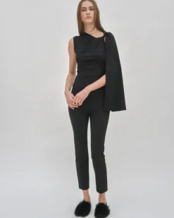TWIST CAPE TOP