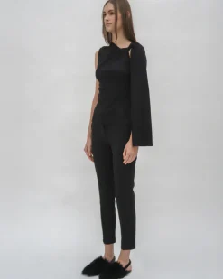 TWIST CAPE TOP