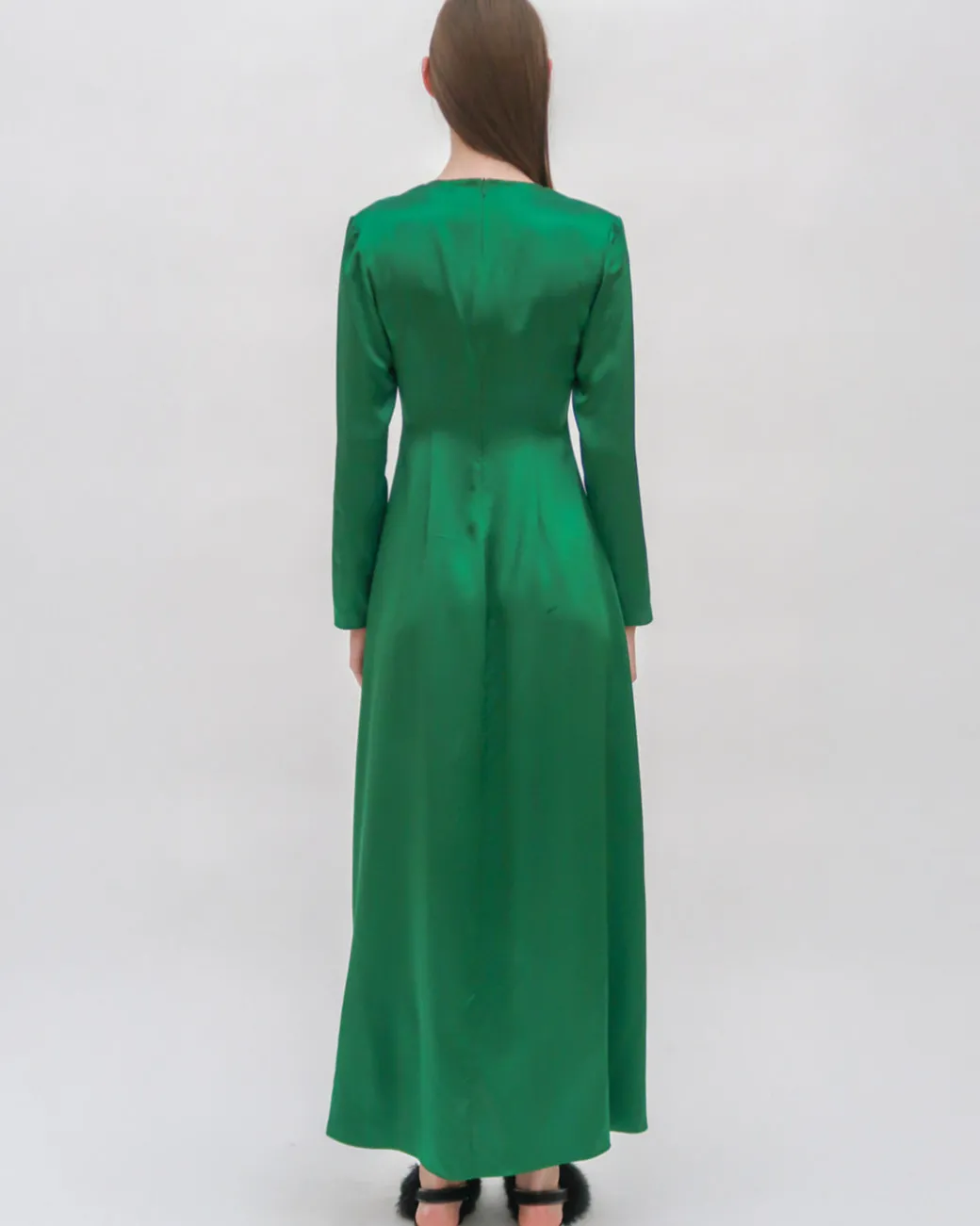 TWIST FRONT LONG SLEEVE GOWN