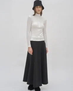 ZIP UP TURTLENECK TOP