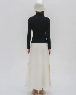 ZIP UP TURTLENECK TOP